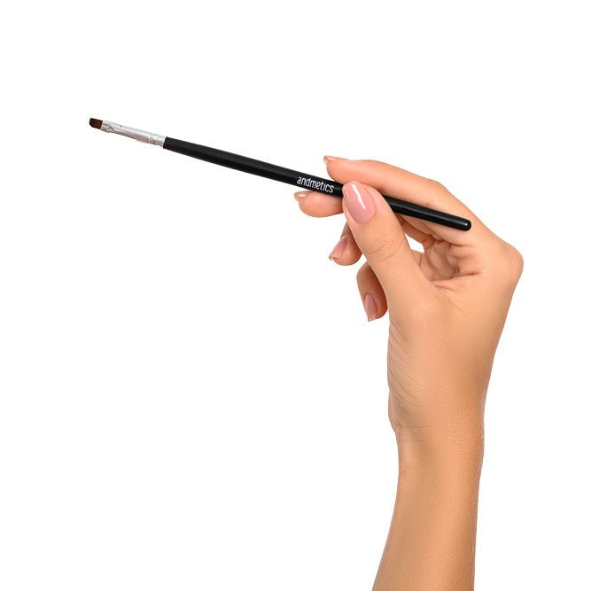 Bryn og vipper_Andmetics Tinting Brush - Youth.no